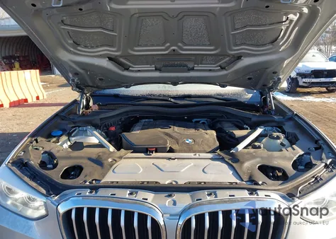 2021 BMW X3 xDrive30I z USA, uszkodzony, nr VIN 5UXTY5C07M9H77454